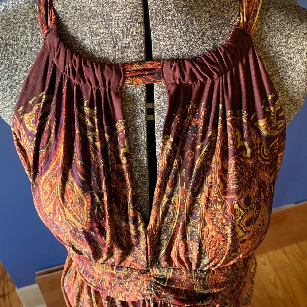 Sleeveless maxi dress